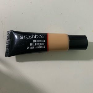 Smashbox Studio Skin 24 Hour Foundation